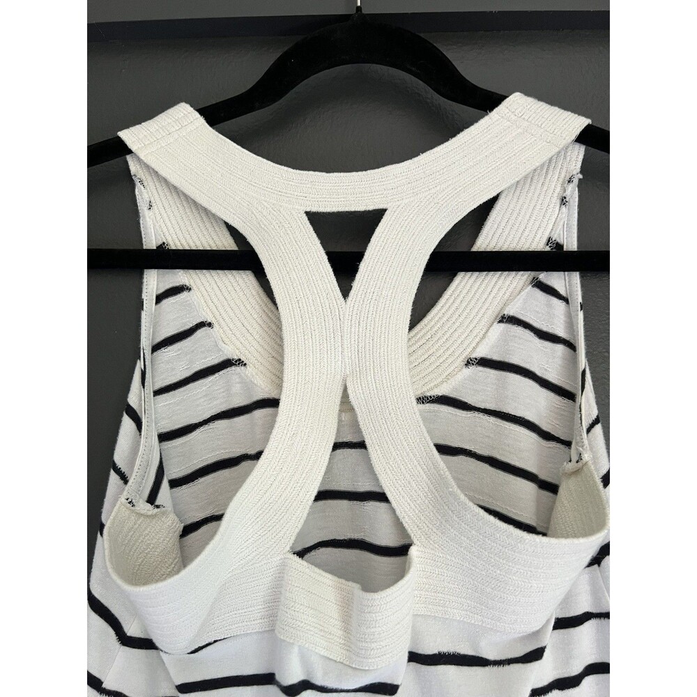 Country Road cotton tank. Australian designer. Scalloped back. Unique. XS. Roomy